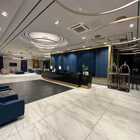Arlowes At 20F Grand Residences سيبو المظهر الخارجي الصورة
